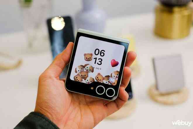 Vừa ra mắt, Galaxy Z Flip6 được giảm giá tới gần 10 triệu đồng, nhưng phải có "căn" mới mua được giá này- Ảnh 7. Vừa ra mắt, Galaxy Z Flip6 được giảm giá tới gần 10 triệu đồng, nhưng phải có "căn" mới mua được giá này- Ảnh 7.