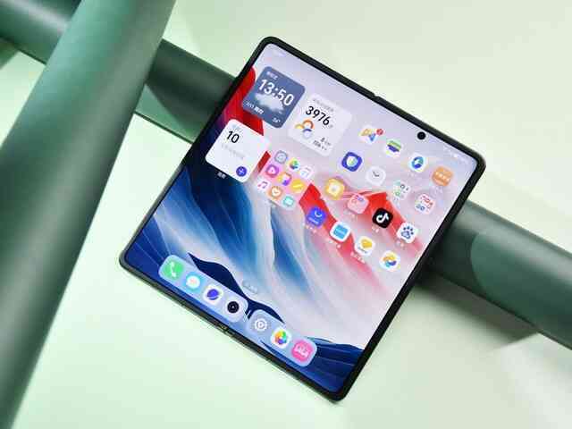 Đây là smartphone gập mỏng nhẹ thứ 2 thế giới: Màn hình OLED 120Hz, có camera tele tiềm vọng, sạc nhanh 66W nhanh gấp 3 lần Galaxy Z Fold6 mà giá chỉ hơn 24 triệu đồng- Ảnh 8. Đây là smartphone gập mỏng nhẹ thứ 2 thế giới: Màn hình OLED 120Hz, có camera tele tiềm vọng, sạc nhanh 66W nhanh gấp 3 lần Galaxy Z Fold6 mà giá chỉ hơn 24 triệu đồng- Ảnh 8.
