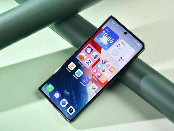 Đây là smartphone gập mỏng nhẹ thứ 2 thế giới: Màn hình OLED 120Hz, có camera tele tiềm vọng, sạc nhanh 66W nhanh gấp 3 lần Galaxy Z Fold6 mà giá chỉ hơn 24 triệu đồng- Ảnh 9. Đây là smartphone gập mỏng nhẹ thứ 2 thế giới: Màn hình OLED 120Hz, có camera tele tiềm vọng, sạc nhanh 66W nhanh gấp 3 lần Galaxy Z Fold6 mà giá chỉ hơn 24 triệu đồng- Ảnh 9.