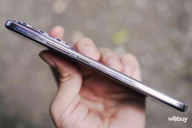 Smartphone này giá chính hãng 19 triệu nhưng khó hiểu lắm luôn: Thiết kế vỏ nhựa, hiệu năng kém xa điện thoại 8 triệu, vì sao lại vậy?- Ảnh 9. Smartphone này giá chính hãng 19 triệu nhưng khó hiểu lắm luôn: Thiết kế vỏ nhựa, hiệu năng kém xa điện thoại 8 triệu, vì sao lại vậy?- Ảnh 9.