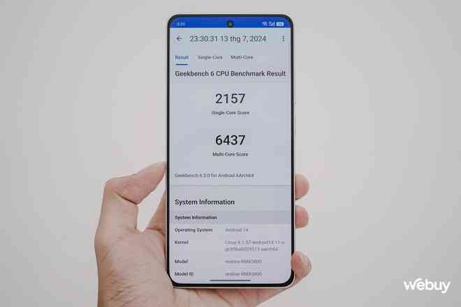 Trên tay điện thoại Snapdragon 8 Gen 3 rẻ nhất thế giới: Giá chưa tới 10 triệu đồng, pin 5800mAh, sạc 120W nhưng dùng ở Việt Nam phải lưu ý điều này- Ảnh 18. Trên tay điện thoại Snapdragon 8 Gen 3 rẻ nhất thế giới: Giá chưa tới 10 triệu đồng, pin 5800mAh, sạc 120W nhưng dùng ở Việt Nam phải lưu ý điều này- Ảnh 18.