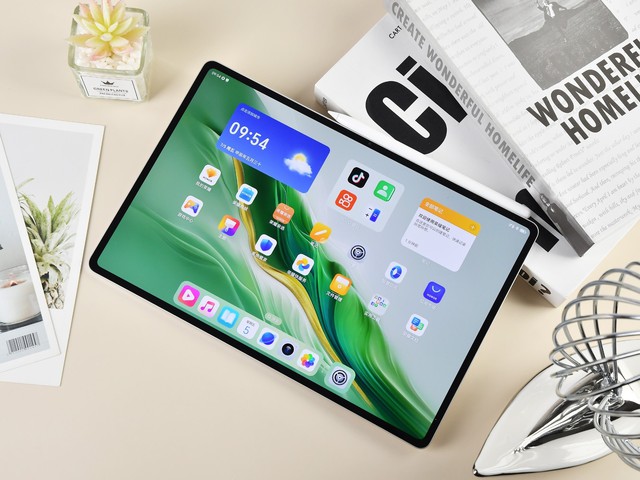 Cận cảnh mẫu máy tính bảng OLED 12 inch mỏng nhẹ như iPad Pro M4, chip Snapdragon 8s Gen 3 mạnh mẽ mà giá chỉ hơn 10 triệu đồng- Ảnh 6. Cận cảnh mẫu máy tính bảng OLED 12 inch mỏng nhẹ như iPad Pro M4, chip Snapdragon 8s Gen 3 mạnh mẽ mà giá chỉ hơn 10 triệu đồng- Ảnh 6.