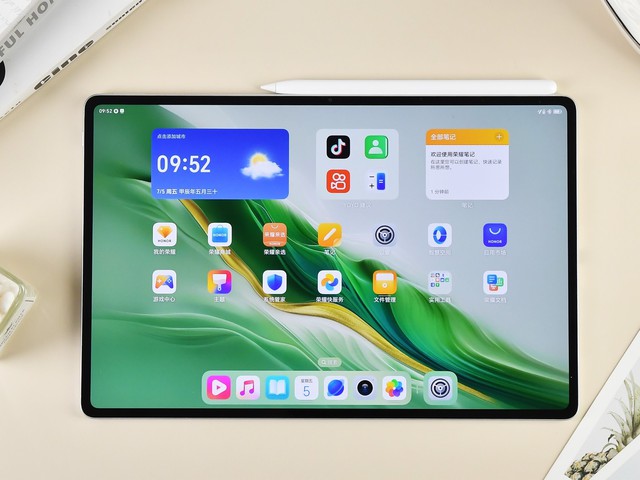 Cận cảnh mẫu máy tính bảng OLED 12 inch mỏng nhẹ như iPad Pro M4, chip Snapdragon 8s Gen 3 mạnh mẽ mà giá chỉ hơn 10 triệu đồng- Ảnh 8. Cận cảnh mẫu máy tính bảng OLED 12 inch mỏng nhẹ như iPad Pro M4, chip Snapdragon 8s Gen 3 mạnh mẽ mà giá chỉ hơn 10 triệu đồng- Ảnh 8.