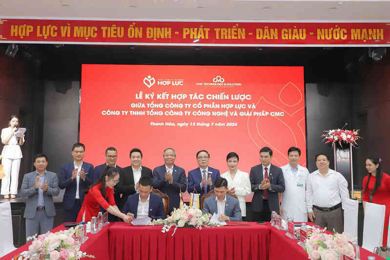 CMC TS số hóa toàn diện Hệ thống Y tế Hợp Lực
