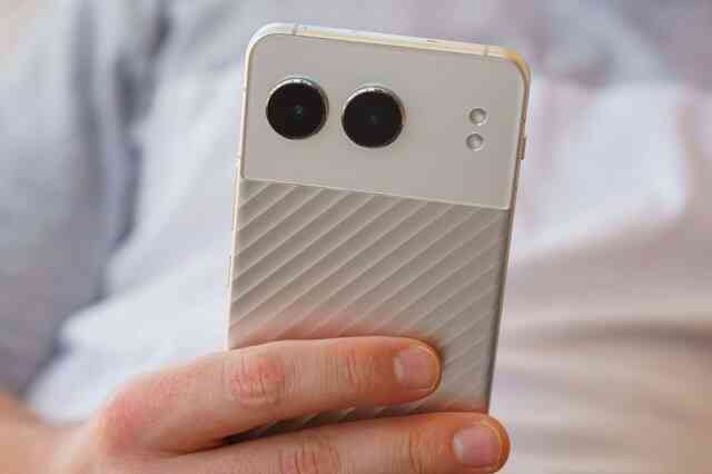 Đây là điện thoại kim loại nguyên khối ở năm 2024: Thiết kế quá đẹp, chip Snapdragon 7+ Gen 3, sạc 100W, giá chỉ hơn 9 triệu đồng- Ảnh 16. Đây là điện thoại kim loại nguyên khối ở năm 2024: Thiết kế quá đẹp, chip Snapdragon 7+ Gen 3, sạc 100W, giá chỉ hơn 9 triệu đồng- Ảnh 16.