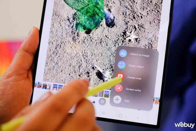 Galaxy Z Fold6 và Z Flip6 sở hữu tính năng Galaxy AI nào mà Galaxy S24 không có?
