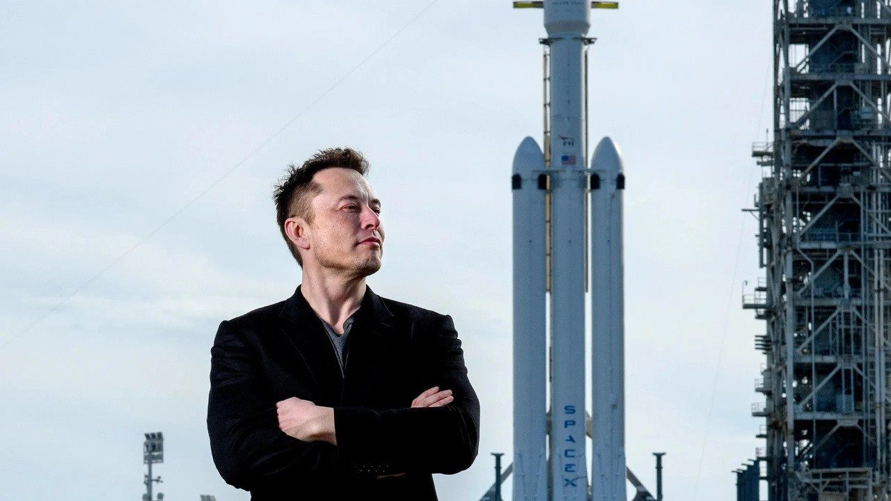 Bức xúc với luật chuyển giới mới tại California, Elon Musk lập tức tuyên bố chuyển trụ sở X, SpaceX