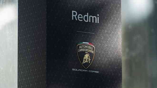 Cận cảnh rõ nét điện thoại Lamborghini của Xiaomi: Thiết kế cao cấp, hầm hố, hiệu năng cực mạnh- Ảnh 17. Cận cảnh rõ nét điện thoại Lamborghini của Xiaomi: Thiết kế cao cấp, hầm hố, hiệu năng cực mạnh- Ảnh 17.