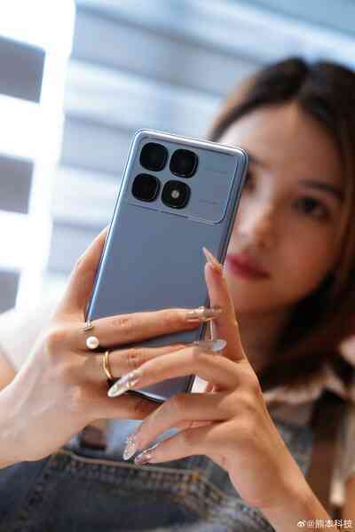 Ảnh thực tế Xiaomi Redmi K70 Ultra: Chip Dimensity 9300+ mạnh hơn cả Snapdragon 8 Gen 3, giá chỉ 9 triệu đồng- Ảnh 19. Ảnh thực tế Xiaomi Redmi K70 Ultra: Chip Dimensity 9300+ mạnh hơn cả Snapdragon 8 Gen 3, giá chỉ 9 triệu đồng- Ảnh 19.