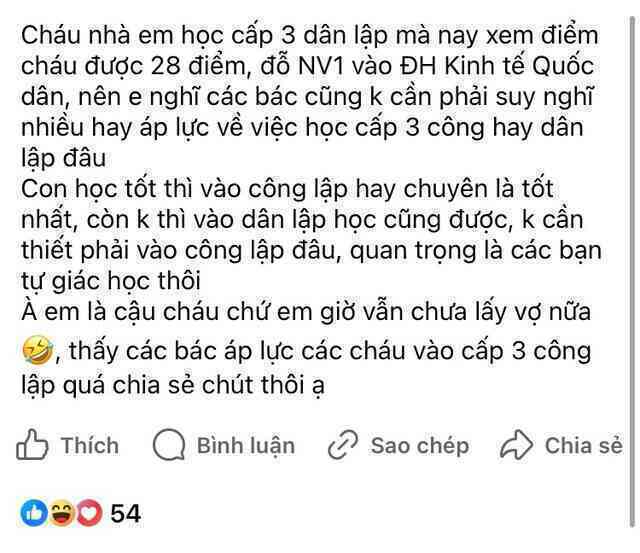 Nam thanh niên khoe cháu học dân lập vẫn đỗ NV1 Kinh tế Quốc dân, khuyên bố mẹ đừng áp lực thi lớp 10 trường công: Lập tức bị phản bác bằng 1 câu không cãi được!