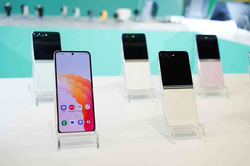 Giá Galaxy Z Fold5 giảm sâu tại Việt Nam - 2