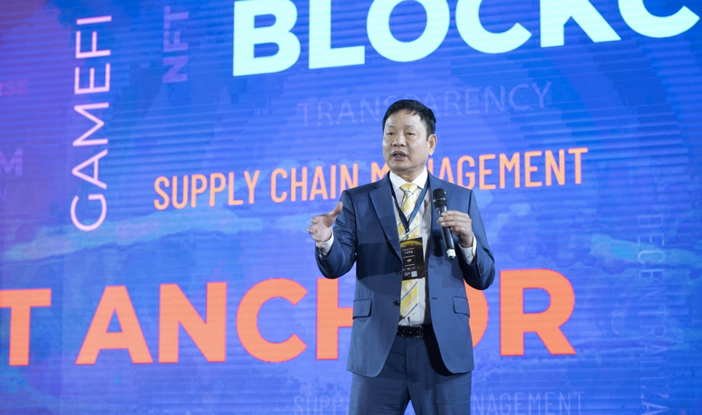 "Ván cược lịch sử" đầu tiên của FPT trước AI: Đi vay ngân hàng 1 triệu USD vào năm 1998 để theo đuổi "trận chiến mới", sang Ấn Độ để tìm "chân kinh"- Ảnh 2. "Ván cược lịch sử" đầu tiên của FPT trước AI: Đi vay ngân hàng 1 triệu USD vào năm 1998 để theo đuổi "trận chiến mới", sang Ấn Độ để tìm "chân kinh"- Ảnh 2.