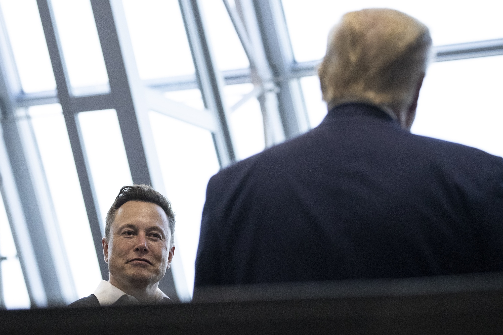 Bí mật của Elon Musk đằng sau khoản tài trợ 45 triệu USD/tháng cho ông Donald Trump: Cứu Tesla, loại bỏ các đối thủ xe điện Mỹ- Ảnh 4. Bí mật của Elon Musk đằng sau khoản tài trợ 45 triệu USD/tháng cho ông Donald Trump: Cứu Tesla, loại bỏ các đối thủ xe điện Mỹ- Ảnh 4.