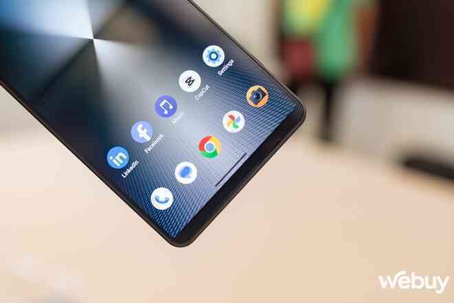 Cận cảnh Sony Xperia 1 thế hệ thứ 6: Nhiều thay đổi nhưng vẫn "dị", giá gần 33 triệu đồng- Ảnh 8. Cận cảnh Sony Xperia 1 thế hệ thứ 6: Nhiều thay đổi nhưng vẫn "dị", giá gần 33 triệu đồng- Ảnh 8.