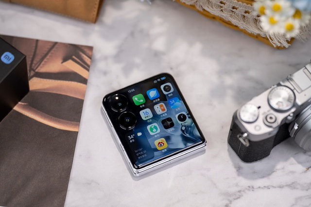 Điện thoại gập xịn nhất của Xiaomi sắp có bản quốc tế, nhưng liệu có bán chính hãng Việt Nam?