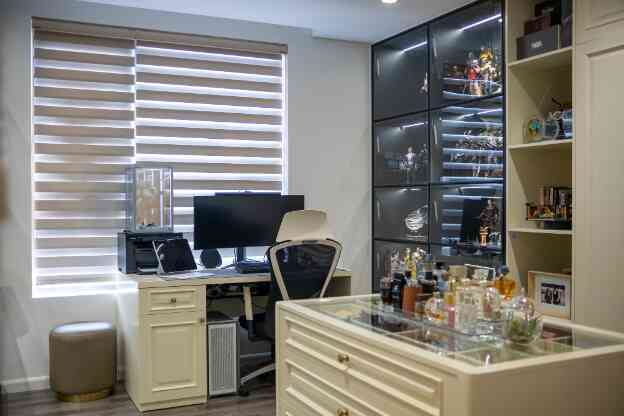 Ghé thăm căn hộ rộng 127m2 của MC Đức Bảo: Thiết kế hiện đại, cực kỳ "chịu chi" cho thiết bị thông minh- Ảnh 12. Ghé thăm căn hộ rộng 127m2 của MC Đức Bảo: Thiết kế hiện đại, cực kỳ "chịu chi" cho thiết bị thông minh- Ảnh 12.