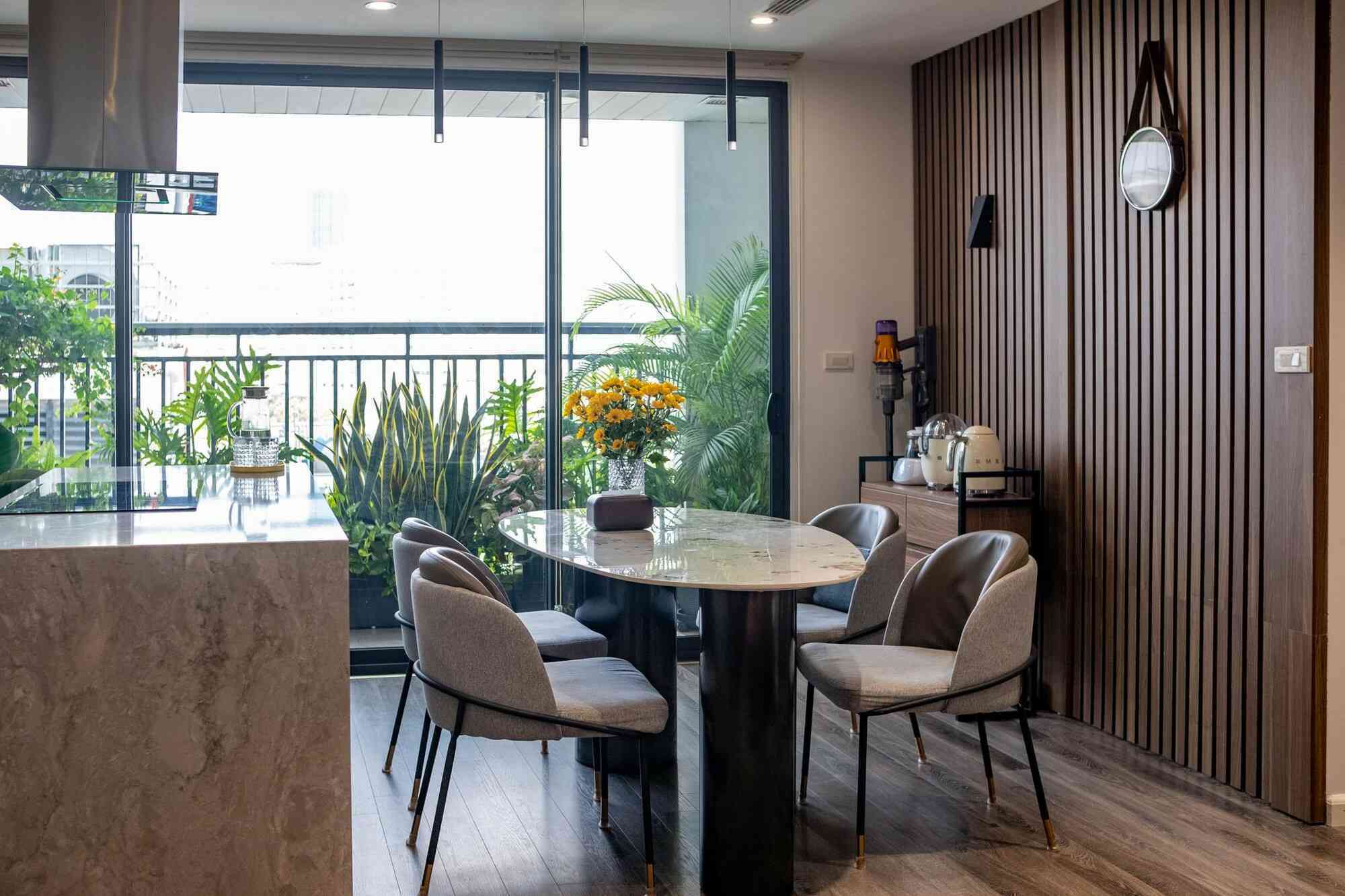 Ghé thăm căn hộ rộng 127m2 của MC Đức Bảo: Thiết kế hiện đại, cực kỳ "chịu chi" cho thiết bị thông minh- Ảnh 4. Ghé thăm căn hộ rộng 127m2 của MC Đức Bảo: Thiết kế hiện đại, cực kỳ "chịu chi" cho thiết bị thông minh- Ảnh 4.