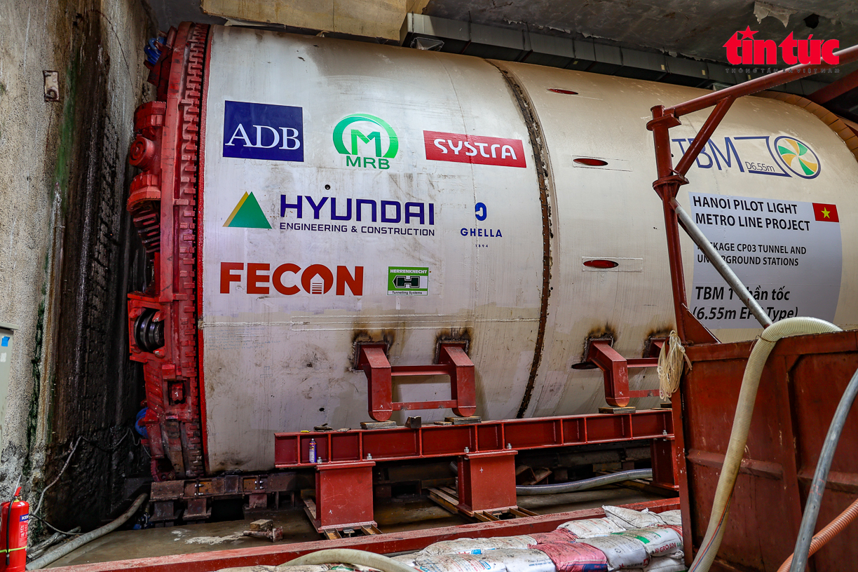 Kiểm tra 'cặp đôi' robot TBM khổng lồ phục vụ khoan hầm Metro ngày 30/7- Ảnh 11. Kiểm tra 'cặp đôi' robot TBM khổng lồ phục vụ khoan hầm Metro ngày 30/7- Ảnh 11.