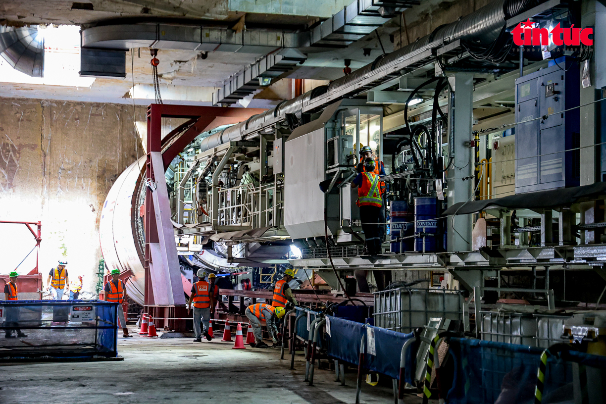 Kiểm tra 'cặp đôi' robot TBM khổng lồ phục vụ khoan hầm Metro ngày 30/7- Ảnh 14. Kiểm tra 'cặp đôi' robot TBM khổng lồ phục vụ khoan hầm Metro ngày 30/7- Ảnh 14.
