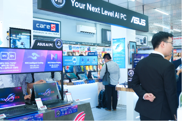 CellphoneS khai trương 2 Trung tâm trải nghiệm ASUS, mở bán dòng laptop chuẩn Copilot+ PC- Ảnh 2. CellphoneS khai trương 2 Trung tâm trải nghiệm ASUS, mở bán dòng laptop chuẩn Copilot+ PC- Ảnh 2.