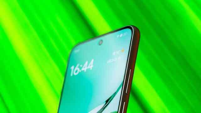 OPPO vừa ra mắt smartphone giá dưới 6 triệu: Thiết kế như Find X7, màn hình AMOLED 120Hz, dùng chip của 3 năm trước nhưng người Việt không nên mua vì lí do này- Ảnh 9. OPPO vừa ra mắt smartphone giá dưới 6 triệu: Thiết kế như Find X7, màn hình AMOLED 120Hz, dùng chip của 3 năm trước nhưng người Việt không nên mua vì lí do này- Ảnh 9.