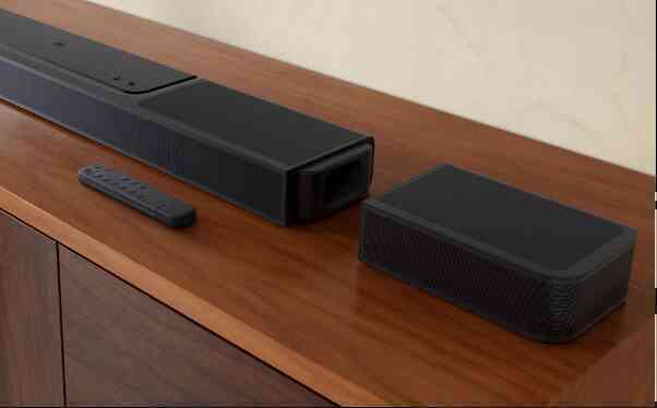 Khuyến mại lớn lên đến 5 triệu, JBL Soundbar mang sân cỏ đến "sân nhà" của bạn- Ảnh 3. Khuyến mại lớn lên đến 5 triệu, JBL Soundbar mang sân cỏ đến "sân nhà" của bạn- Ảnh 3.