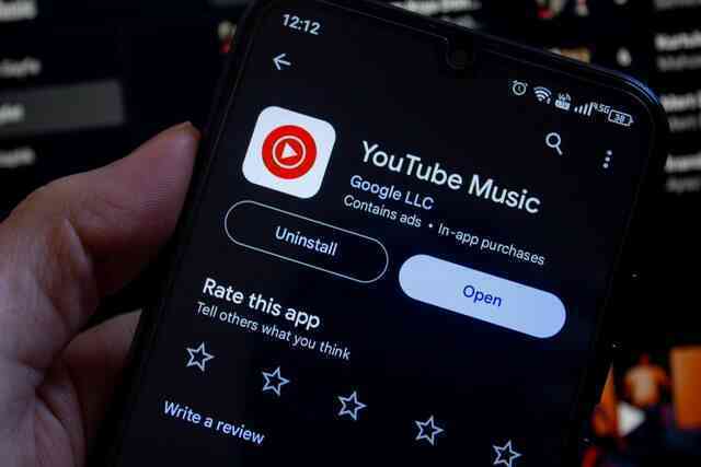 YouTube Music thử nghiệm tính năng AI mới: tạo radio theo yêu cầu