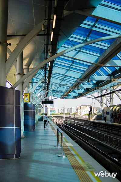 Cuối tuần đi metro Nhổn - Ga Hà Nội: Lướt nhanh, điều hòa mát, vẫn đang miễn phí vé- Ảnh 18. Cuối tuần đi metro Nhổn - Ga Hà Nội: Lướt nhanh, điều hòa mát, vẫn đang miễn phí vé- Ảnh 18.