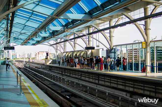 Cuối tuần đi metro Nhổn - Ga Hà Nội: Lướt nhanh, điều hòa mát, vẫn đang miễn phí vé- Ảnh 19. Cuối tuần đi metro Nhổn - Ga Hà Nội: Lướt nhanh, điều hòa mát, vẫn đang miễn phí vé- Ảnh 19.
