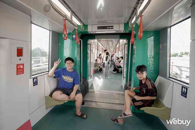 Cuối tuần đi metro Nhổn - Ga Hà Nội: Lướt nhanh, điều hòa mát, vẫn đang miễn phí vé- Ảnh 34. Cuối tuần đi metro Nhổn - Ga Hà Nội: Lướt nhanh, điều hòa mát, vẫn đang miễn phí vé- Ảnh 34.