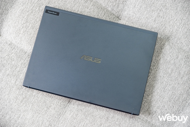 Cận cảnh ASUS ExpertBook B5 (B5404CMA): Laptop doanh nghiệp được tích hợp chip AI thì có gì nổi bật?- Ảnh 2. Cận cảnh ASUS ExpertBook B5 (B5404CMA): Laptop doanh nghiệp được tích hợp chip AI thì có gì nổi bật?- Ảnh 2.