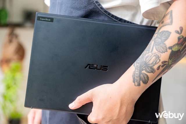 Cận cảnh ASUS ExpertBook B5 (B5404CMA): Laptop doanh nghiệp được tích hợp chip AI thì có gì nổi bật?- Ảnh 6. Cận cảnh ASUS ExpertBook B5 (B5404CMA): Laptop doanh nghiệp được tích hợp chip AI thì có gì nổi bật?- Ảnh 6.