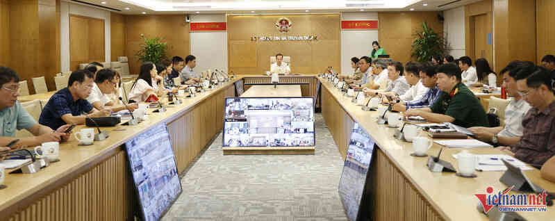 W-dau tu ung dung CNTT 1 1.jpg