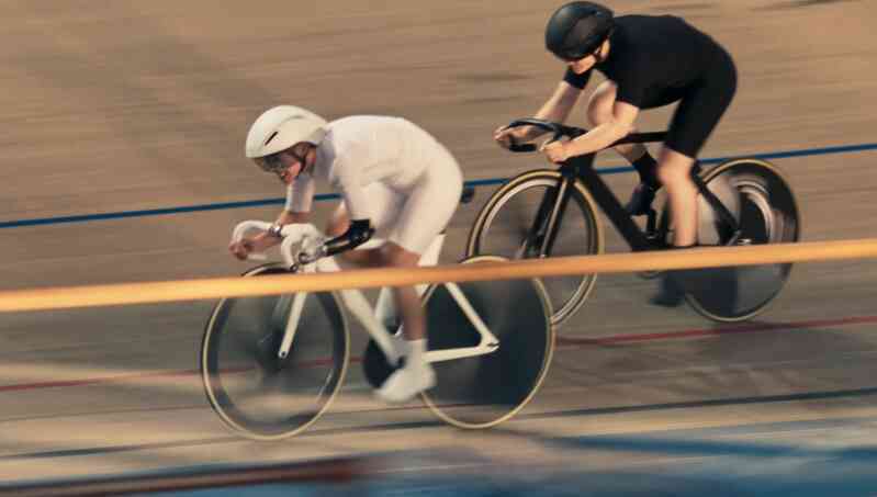 Apple ra mắt phim ngắn “The Relay” trước thềm Paralympic 2024, nêu bật các tính năng trợ năng hỗ trợ người dùng khuyết tật- Ảnh 4. Apple ra mắt phim ngắn “The Relay” trước thềm Paralympic 2024, nêu bật các tính năng trợ năng hỗ trợ người dùng khuyết tật- Ảnh 4.
