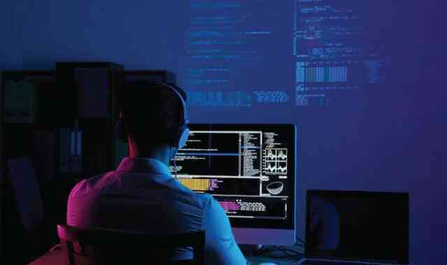 24 tháng tới, AI sẽ khiến lập trình viên 'hết cửa' viết code?