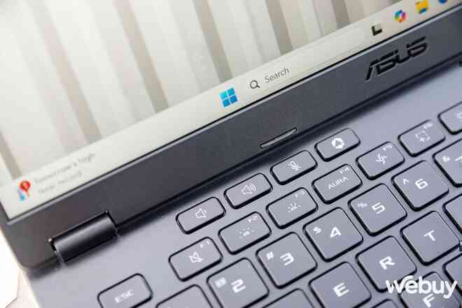 ASUS trình làng loạt laptop Gaming AI: Trái tim "khủng long" trong thân xác mỏng nhẹ, dùng chip AMD Ryzen AI, giá từ 45 triệu đồng- Ảnh 13. ASUS trình làng loạt laptop Gaming AI: Trái tim "khủng long" trong thân xác mỏng nhẹ, dùng chip AMD Ryzen AI, giá từ 45 triệu đồng- Ảnh 13.