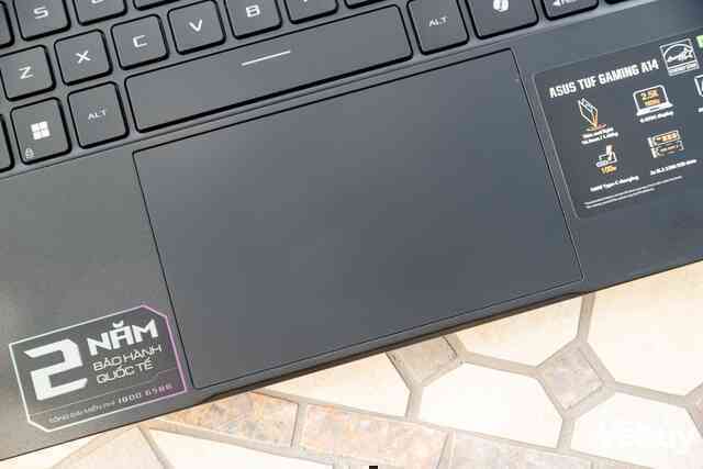 ASUS trình làng loạt laptop Gaming AI: Trái tim "khủng long" trong thân xác mỏng nhẹ, dùng chip AMD Ryzen AI, giá từ 45 triệu đồng- Ảnh 16. ASUS trình làng loạt laptop Gaming AI: Trái tim "khủng long" trong thân xác mỏng nhẹ, dùng chip AMD Ryzen AI, giá từ 45 triệu đồng- Ảnh 16.