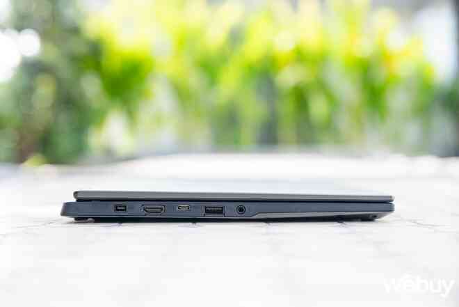 ASUS trình làng loạt laptop Gaming AI: Trái tim "khủng long" trong thân xác mỏng nhẹ, dùng chip AMD Ryzen AI, giá từ 45 triệu đồng- Ảnh 17. ASUS trình làng loạt laptop Gaming AI: Trái tim "khủng long" trong thân xác mỏng nhẹ, dùng chip AMD Ryzen AI, giá từ 45 triệu đồng- Ảnh 17.