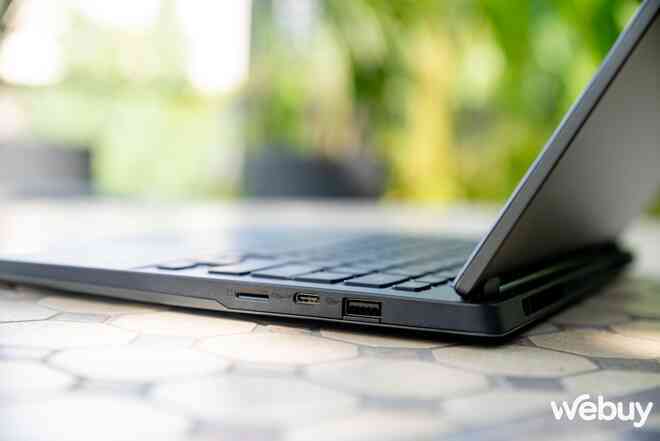 ASUS trình làng loạt laptop Gaming AI: Trái tim "khủng long" trong thân xác mỏng nhẹ, dùng chip AMD Ryzen AI, giá từ 45 triệu đồng- Ảnh 18. ASUS trình làng loạt laptop Gaming AI: Trái tim "khủng long" trong thân xác mỏng nhẹ, dùng chip AMD Ryzen AI, giá từ 45 triệu đồng- Ảnh 18.