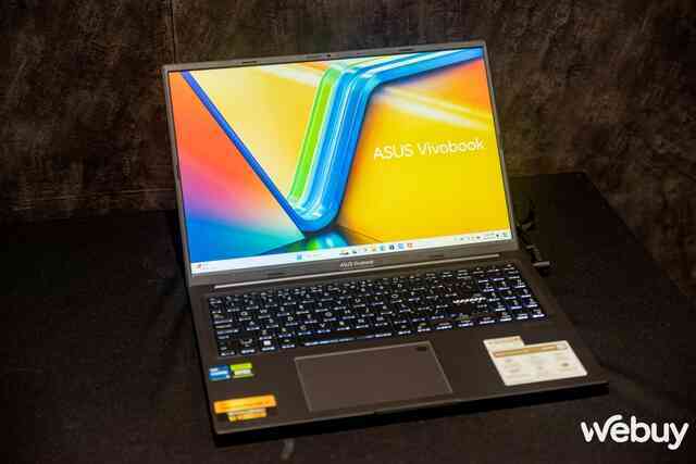 ASUS trình làng loạt laptop Gaming AI: Trái tim "khủng long" trong thân xác mỏng nhẹ, dùng chip AMD Ryzen AI, giá từ 45 triệu đồng- Ảnh 31. ASUS trình làng loạt laptop Gaming AI: Trái tim "khủng long" trong thân xác mỏng nhẹ, dùng chip AMD Ryzen AI, giá từ 45 triệu đồng- Ảnh 31.