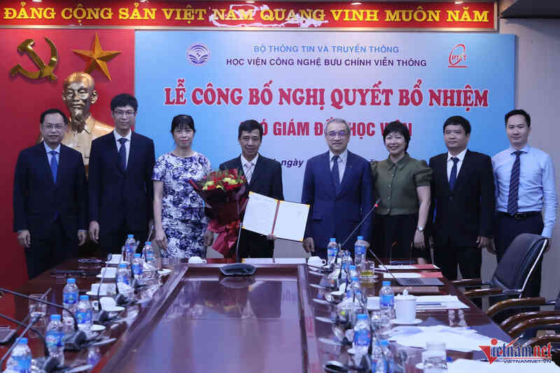 Bổ nhiệm ông Nguyễn Trung Kiên làm Phó Giám đốc Học viện Công nghệ BCVT
