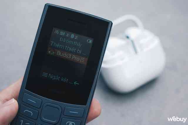 Trên tay Nokia 105 4G Pro - điện thoại Trên tay Nokia 105 4G Pro - điện thoại