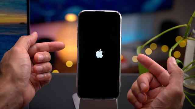 4 ký tự khiến iPhone của bạn "sập nguồn"- Ảnh 2. 4 ký tự khiến iPhone của bạn "sập nguồn"- Ảnh 2.