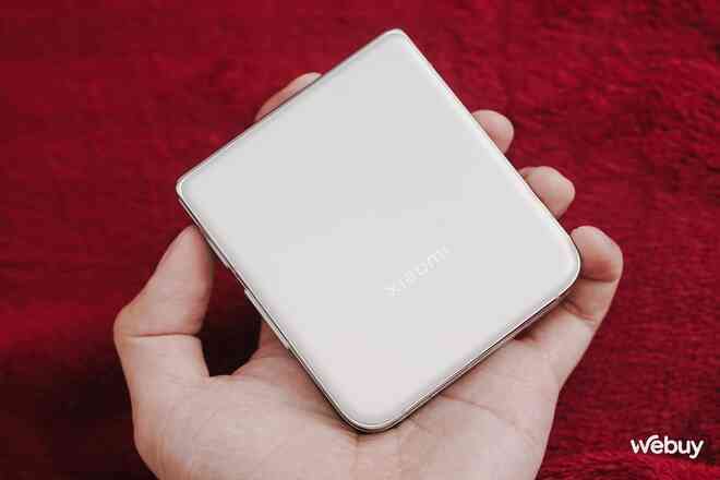Đây là smartphone gập mới của Xiaomi: Quá xịn, camera chụp đẹp, giá rẻ nhưng tiếc lại không bán chính hãng Việt Nam- Ảnh 7. Đây là smartphone gập mới của Xiaomi: Quá xịn, camera chụp đẹp, giá rẻ nhưng tiếc lại không bán chính hãng Việt Nam- Ảnh 7.