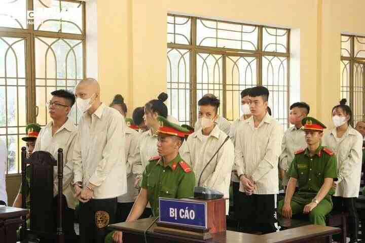 Thủ đoạn tinh vi của nhóm tội phạm giả công an: Gọi điện lừa đảo, hướng dẫn cài đặt ứng dụng, thu thập thông tin tài khoản ngân hàng
