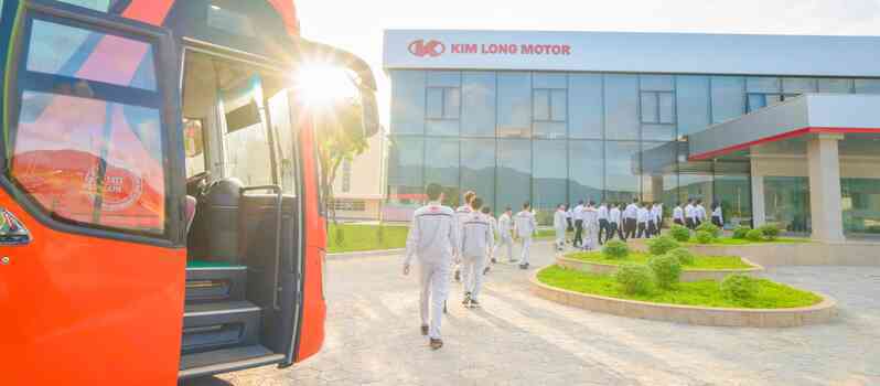 Chân dung "ông lớn" đứng sau nhà máy đầu tiên ở VN được bàn giao công nghệ hiện đại sản xuất động cơ ô tô- Ảnh 2. Chân dung "ông lớn" đứng sau nhà máy đầu tiên ở VN được bàn giao công nghệ hiện đại sản xuất động cơ ô tô- Ảnh 2.