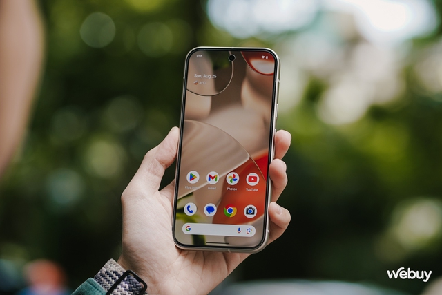 Trên tay Pixel 9: Thiết kế mới quá đẹp, chip Tensor G4 hơi yếu nhưng Android gốc dùng cực mượt, pin 4.700mAh, giá 22 triệu đồng- Ảnh 12. Trên tay Pixel 9: Thiết kế mới quá đẹp, chip Tensor G4 hơi yếu nhưng Android gốc dùng cực mượt, pin 4.700mAh, giá 22 triệu đồng- Ảnh 12.