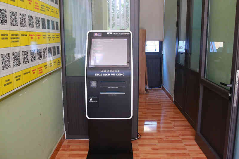 Ra mắt ki-ốt dịch vụ công đầu tiên ở Quảng Nam, thao tác tiện lợi như máy ATM