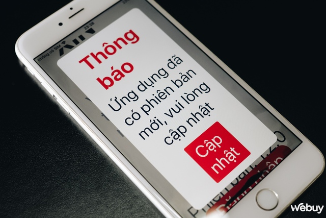 "Cục gạch 4G" Nokia mới và iPhone 10 năm tuổi: Với vài trăm nghìn đồng, lựa chọn nào trong thời điểm sóng 2G sắp bị cắt?- Ảnh 11. "Cục gạch 4G" Nokia mới và iPhone 10 năm tuổi: Với vài trăm nghìn đồng, lựa chọn nào trong thời điểm sóng 2G sắp bị cắt?- Ảnh 11.
