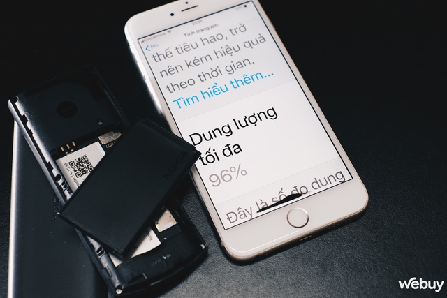 "Cục gạch 4G" Nokia mới và iPhone 10 năm tuổi: Với vài trăm nghìn đồng, lựa chọn nào trong thời điểm sóng 2G sắp bị cắt?- Ảnh 13. "Cục gạch 4G" Nokia mới và iPhone 10 năm tuổi: Với vài trăm nghìn đồng, lựa chọn nào trong thời điểm sóng 2G sắp bị cắt?- Ảnh 13.
